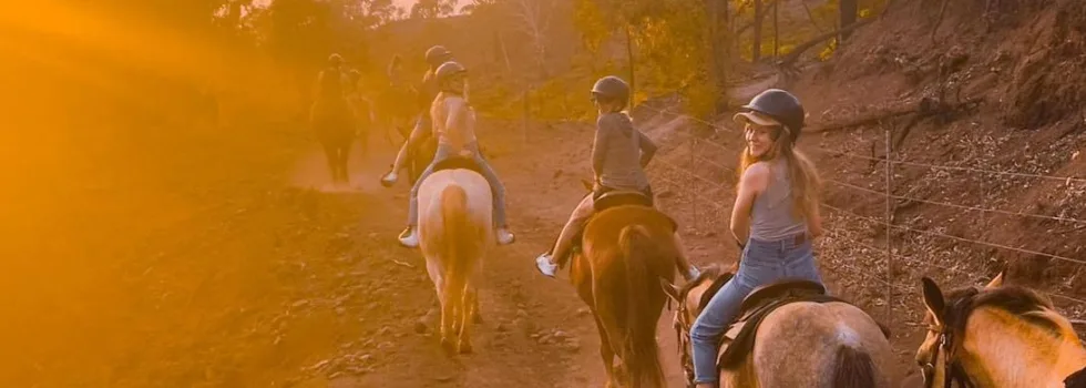 Sunset horseback ride oahu mountains