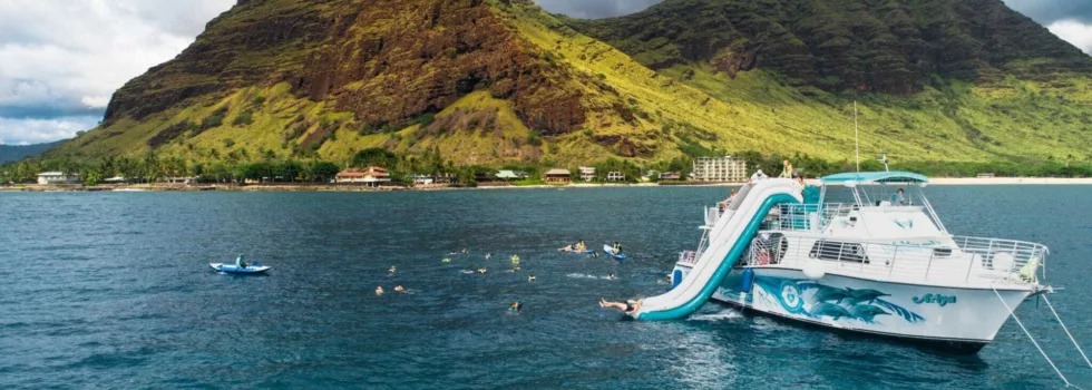 Fun boat for kids hawaii