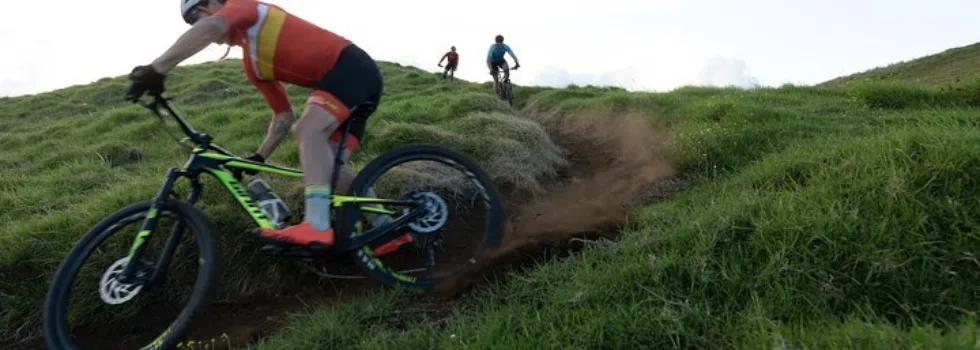 Downhill mountain bike tour big island hawaii