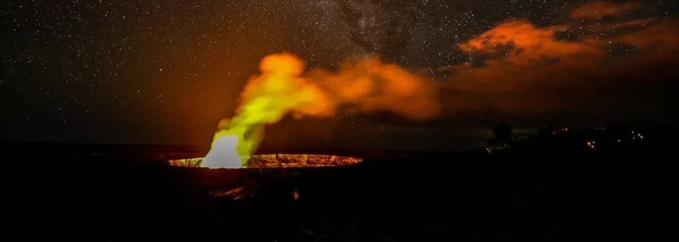 Epic lava volcano tour