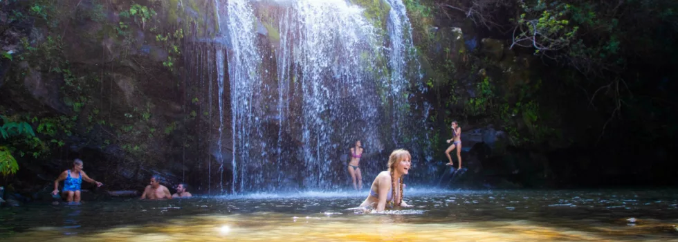 Visit waterfall kona hawaii