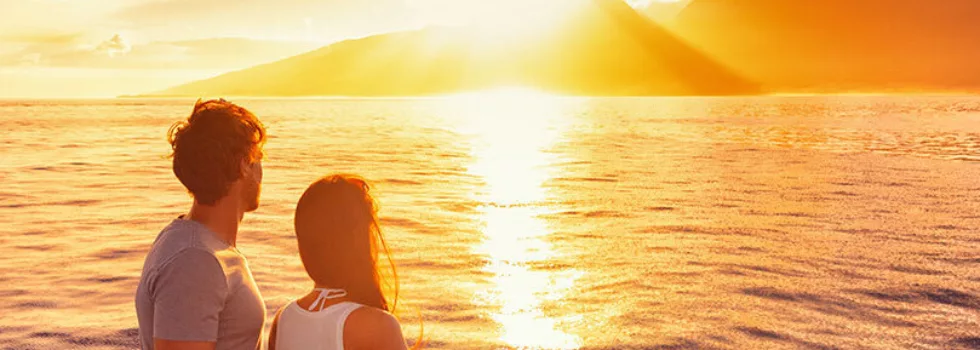 Sunset sail boat waikoloa hawaii