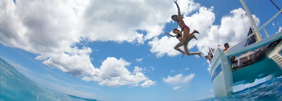 Snorkeling charter luxury kona catamaran