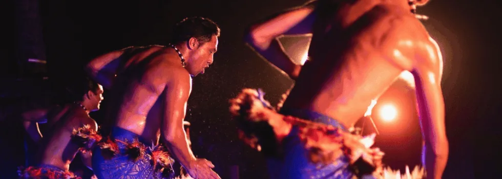 Male dancer kona luau