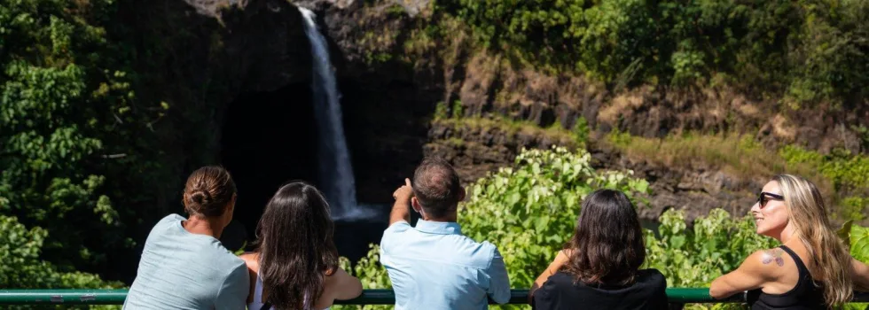 Rainbow falls tour group
