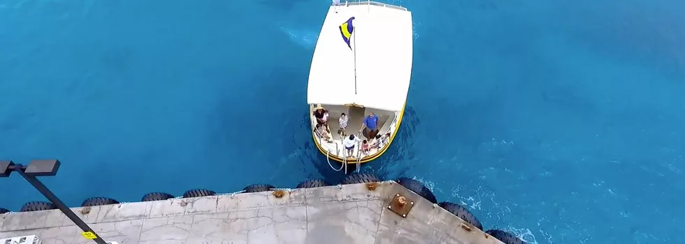 Kailua kona glass bottom boat tour