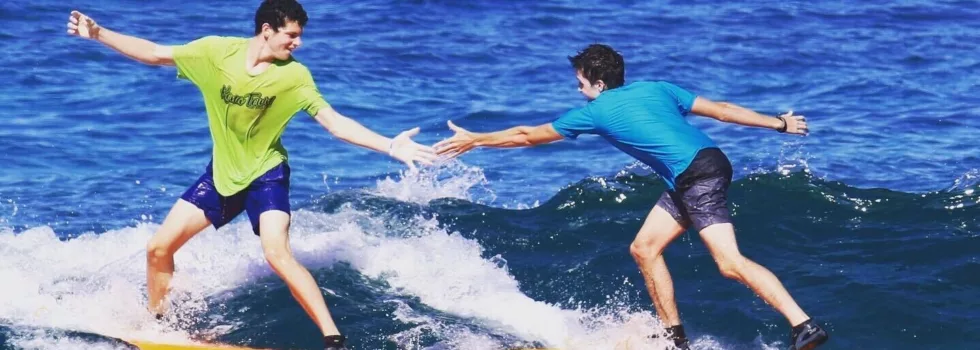 Kids surf teacher kona hawaii