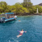 Family at kealakekua bay thumb