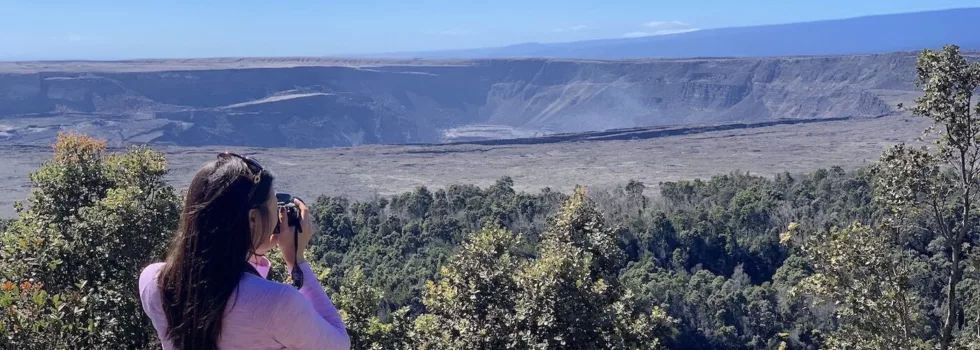 Volcano crater hawaii tourist