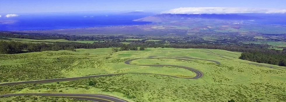 Haleakala downhill bike tour switchbacks