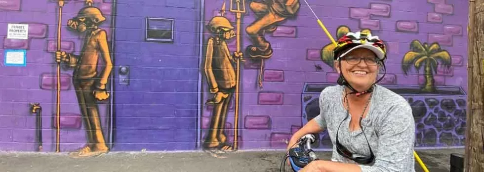 Hawaii street art bike tour