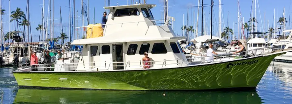 Bottom fishing boat waikiki hawaii
