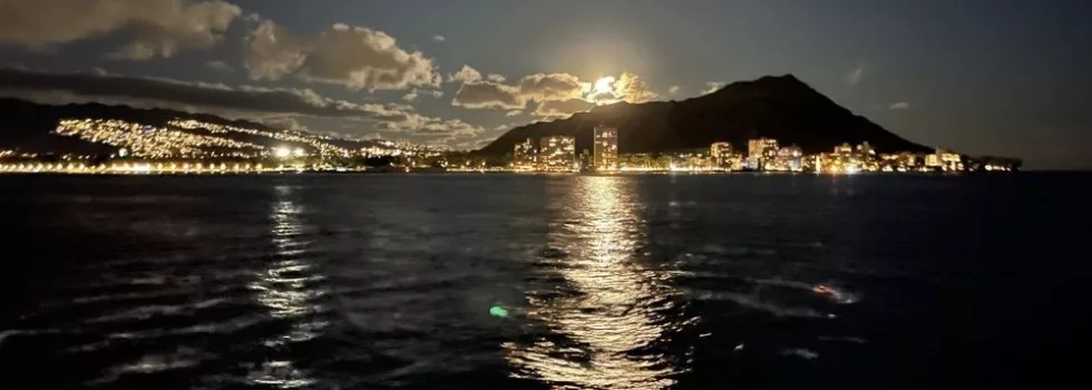 Waikiki city lights boat charter