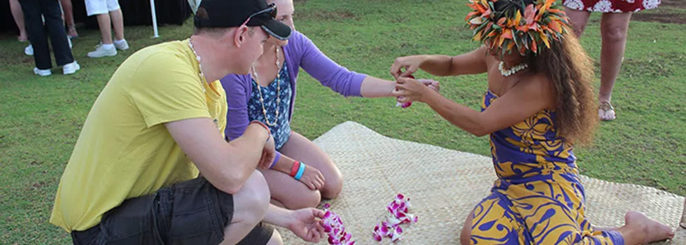 Lei-making-luau