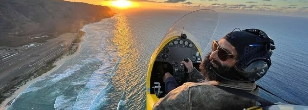 Sunset over kaena point gyrocopter