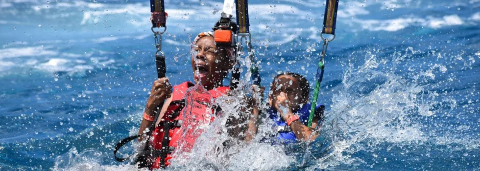 Family parasail oahu