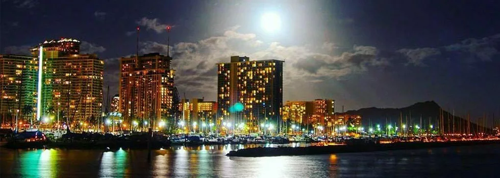 Cheap Waikiki Fireworks Boat Charter