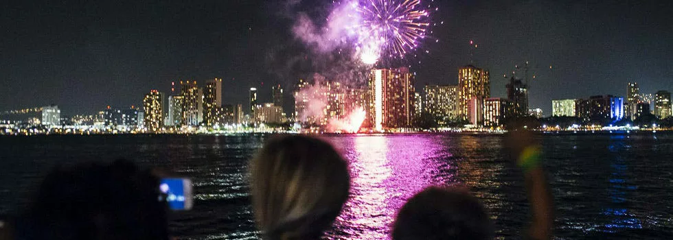 Glass Bottom Boat Hawaii Fireworks