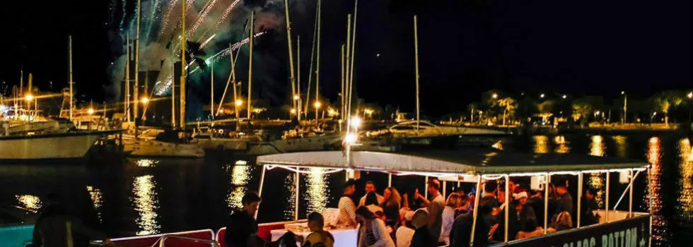 Fireworks boat charter waikiki