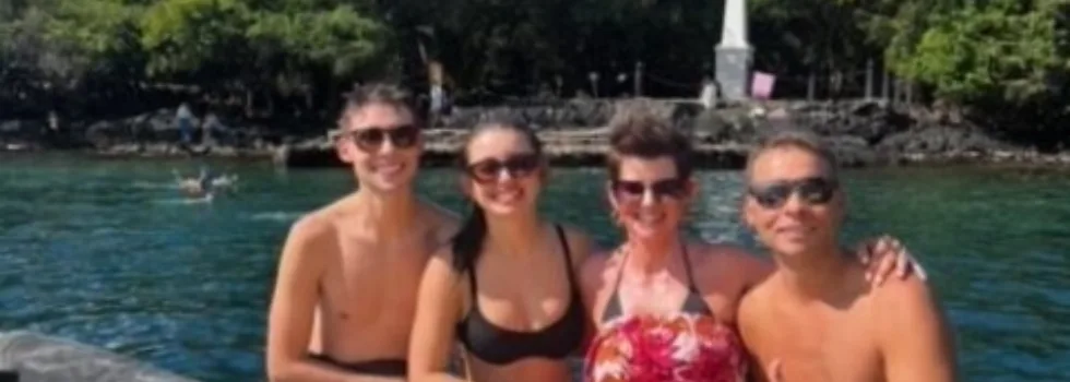 Captain cook monument rhib tour