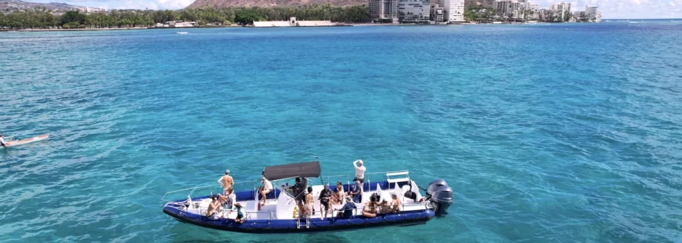Speedboat near diamond head