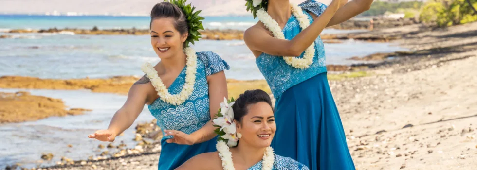 Hale hoaloha luau dancers beach