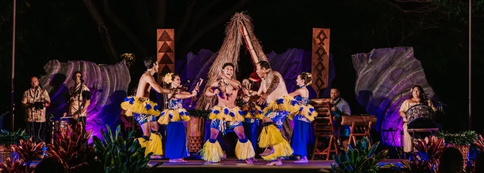 Hale hoaloha luau dancers on stage