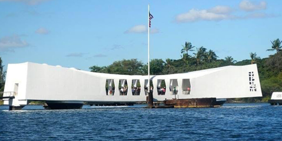 Pearl Harbor and Honolulu City Tour – Arizona Memorial & Museums