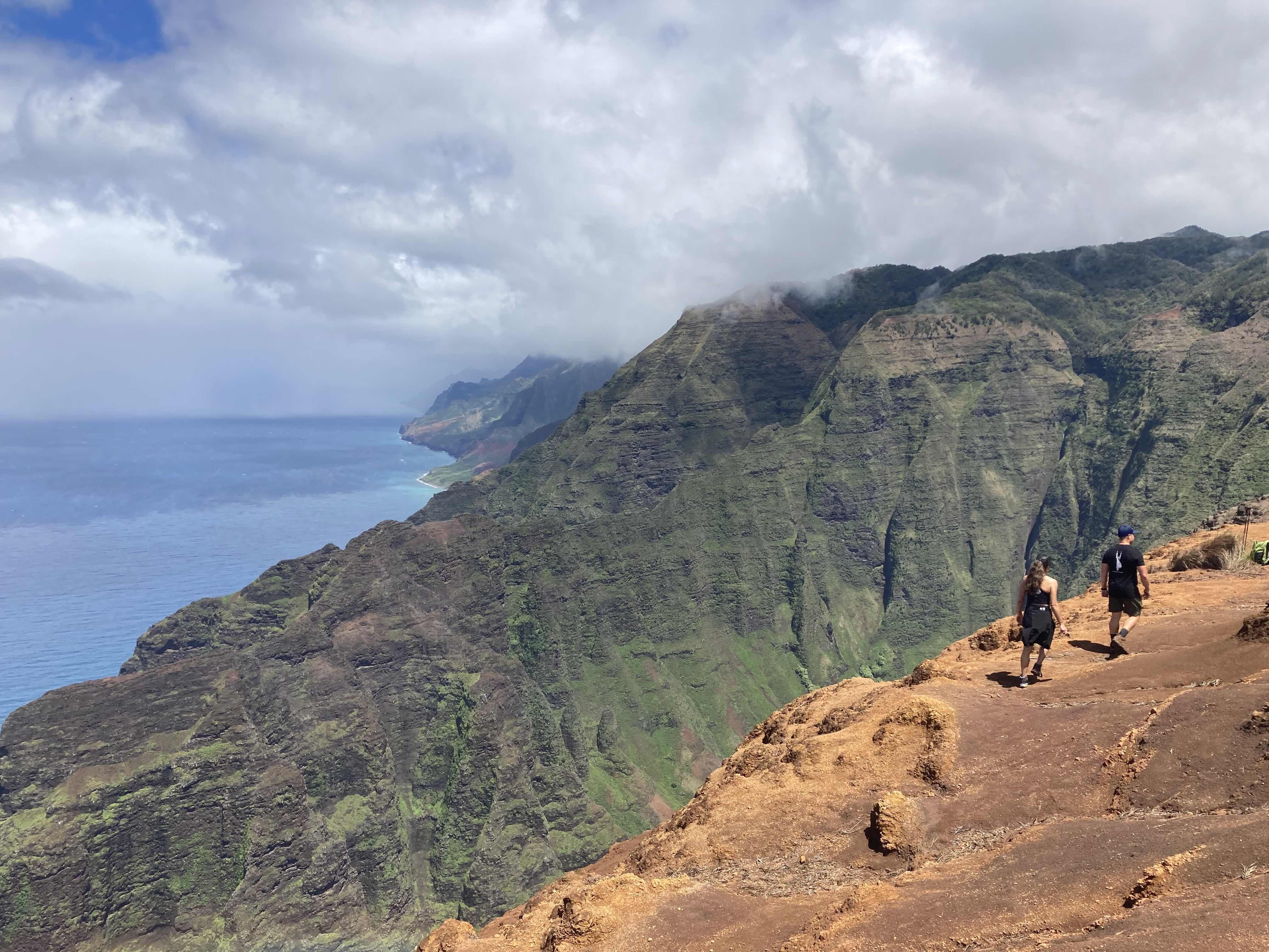Nualolo Trail Lookout