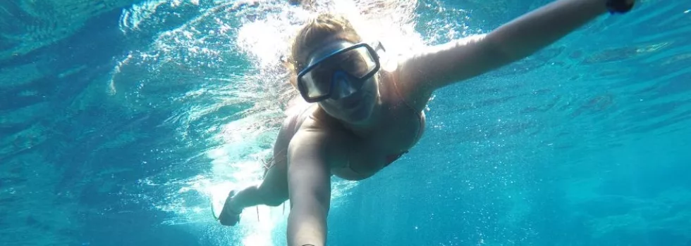 Snorkeler selfie waikiki