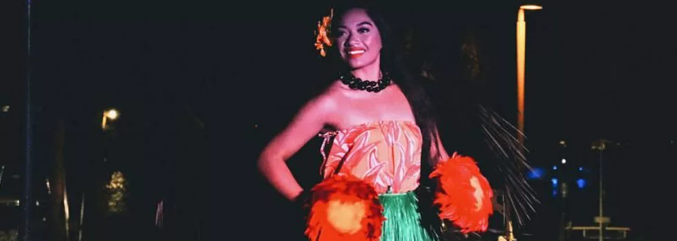 Best hula dance luau maui