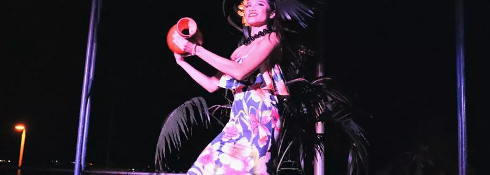 Luau hula dance maui