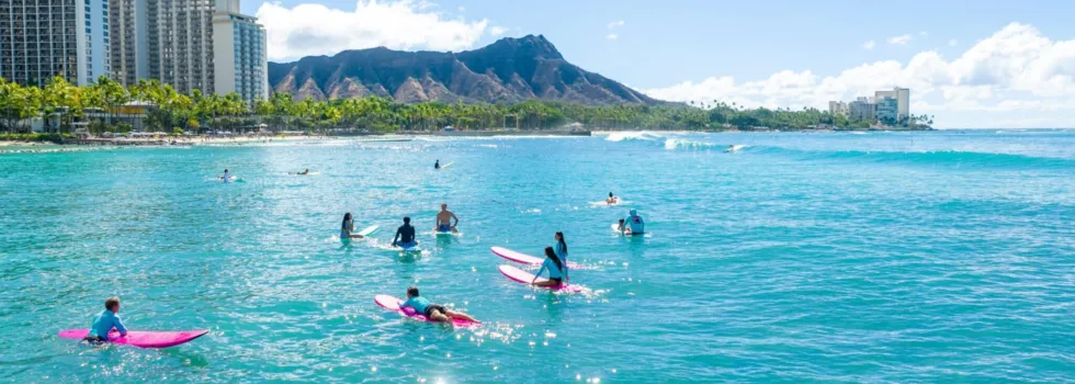 Waikiki pro surfer surf lesson