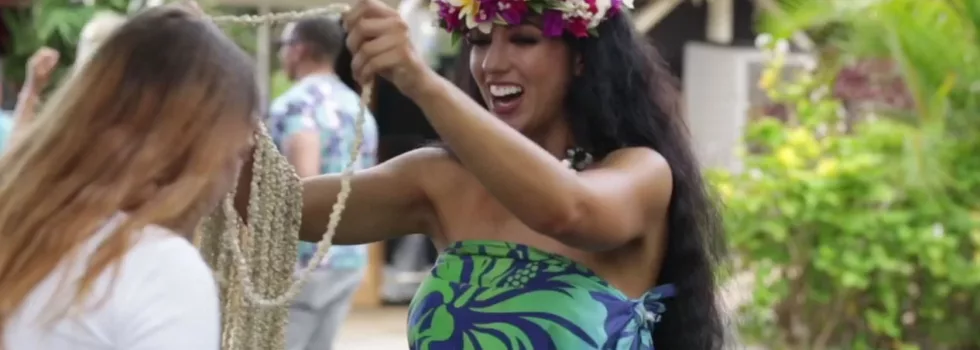 Lei greeting ka moana luau