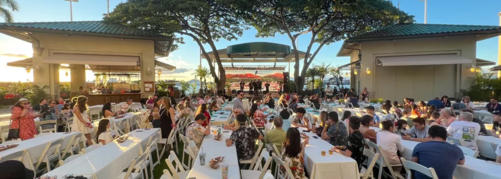 Luau table setting honolulu