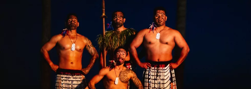 Luau troupe honolulu