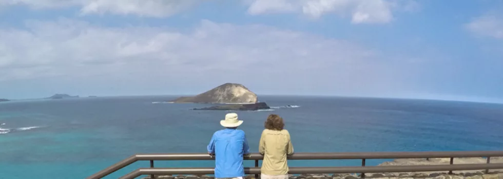 Makapuu lookout hikers