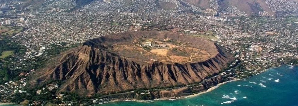 Diamond head crater views