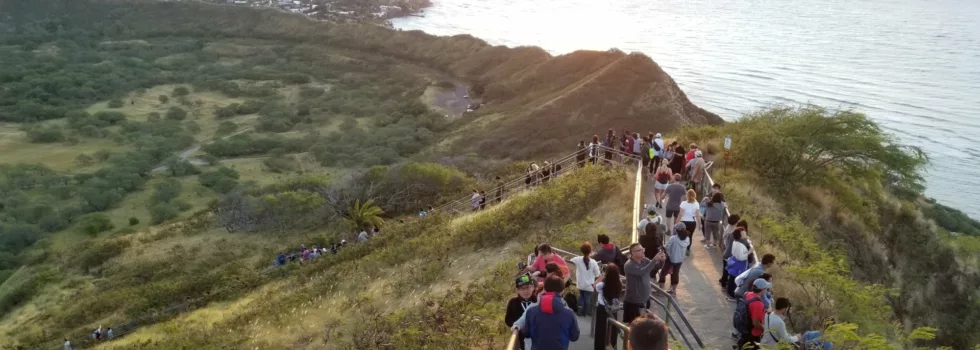 Hiking diamond head waikiki