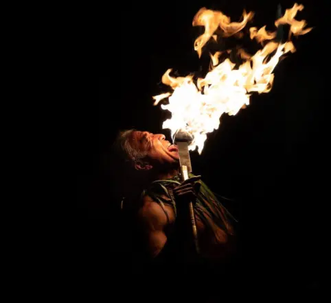 Fire Dance Dinner Show in Kilauea photo 5