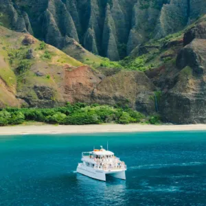 Nā Pali Coast Snorkeling Cruise