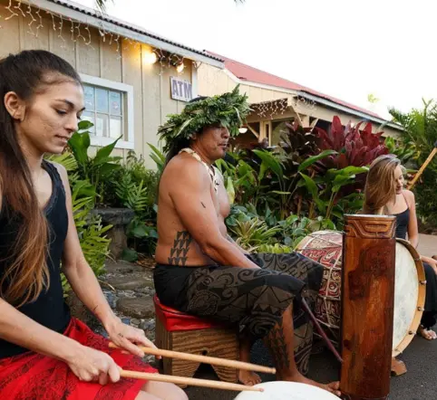 Luau Kalamaku photo 2