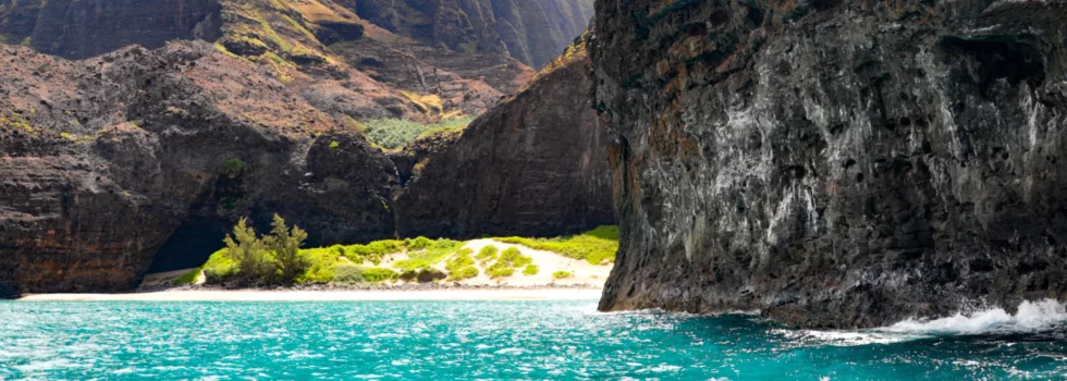 Honopu beach by boat