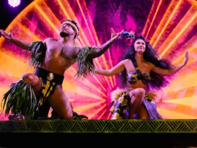 Kaula Luau at Ko Olina Ocean's Edge: Koolina luau stage dancers thumb