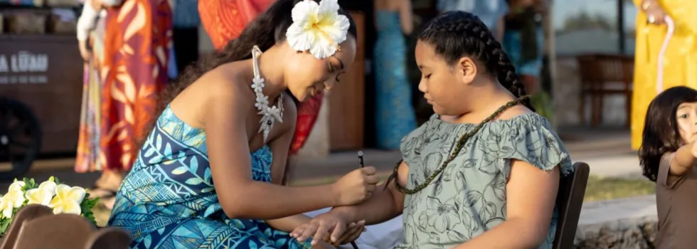 Temporary tattoos at koolina luau