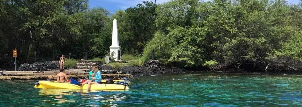 Kayak snorkeling captain cook monument