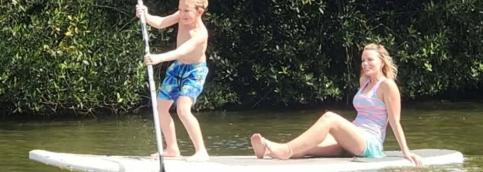 Paddle boarding haleiwa river from waikiki