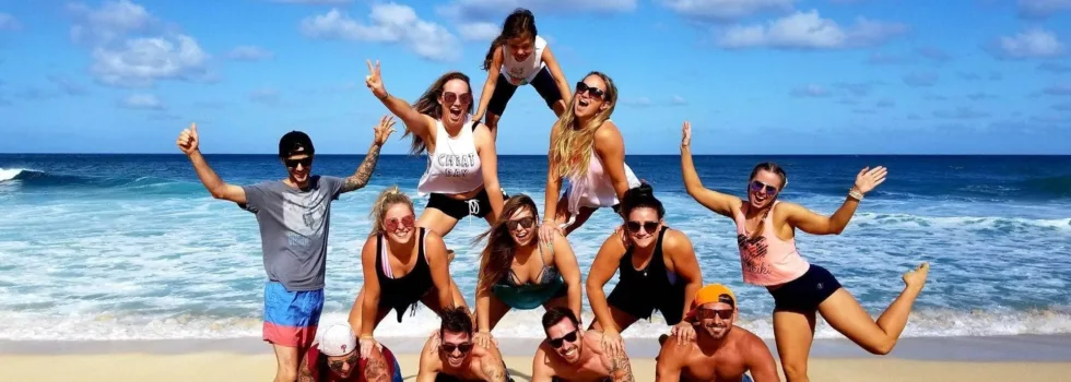 Fun sightseeing tour group oahu