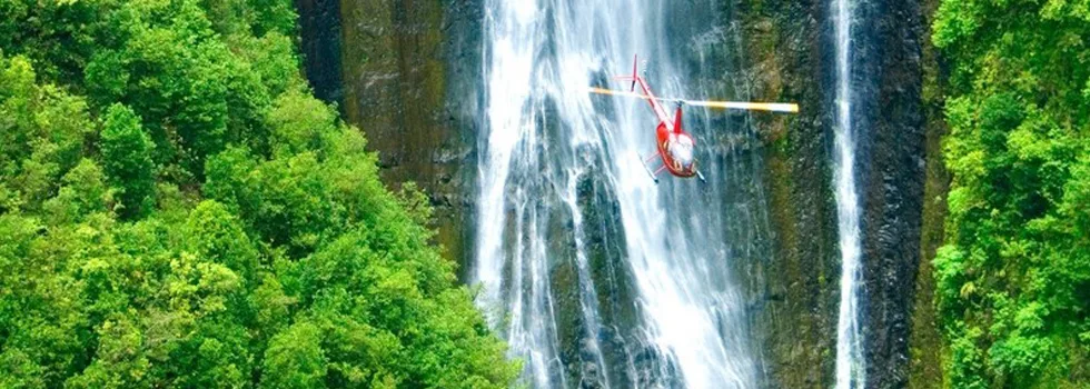 Waterfall-tour-big-island-helicopter
