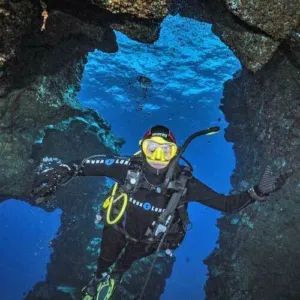Lanai Cathedral Cave Scuba Dive